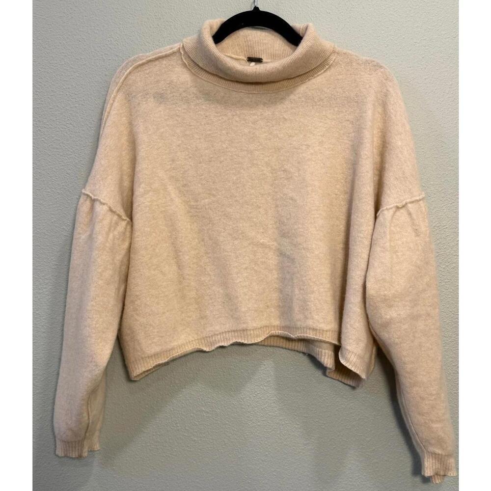 Free People 100% Cashmere Mock neck Crop Fit Pullover Sweater - Women Medium